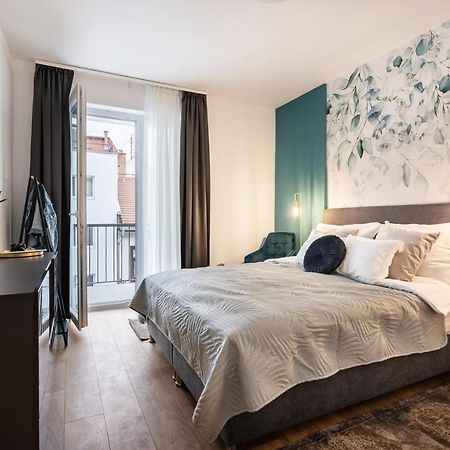 Rose Garden Apartments بودابست الغرفة الصورة