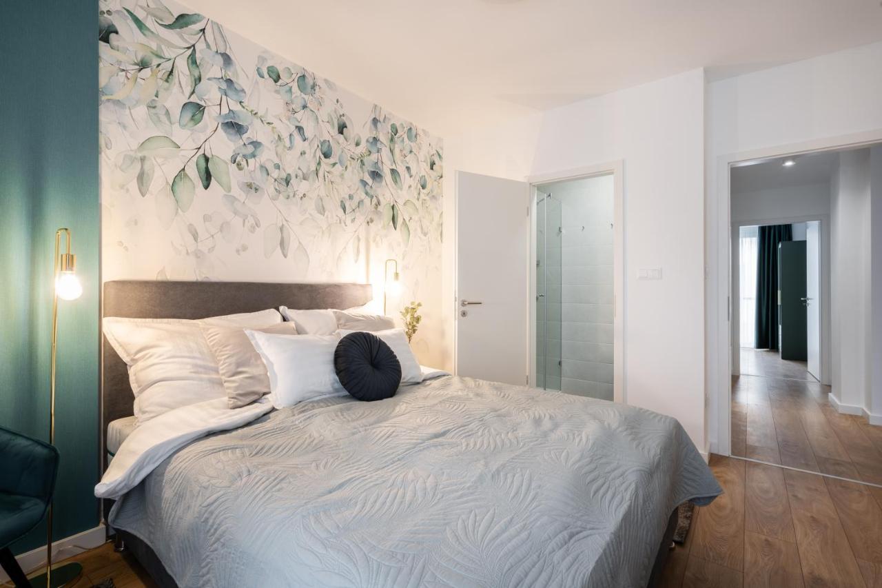 Rose Garden Apartments بودابست الغرفة الصورة