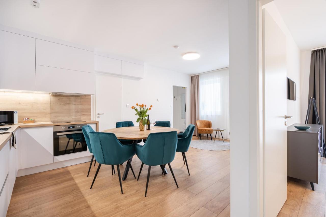 Rose Garden Apartments بودابست الغرفة الصورة