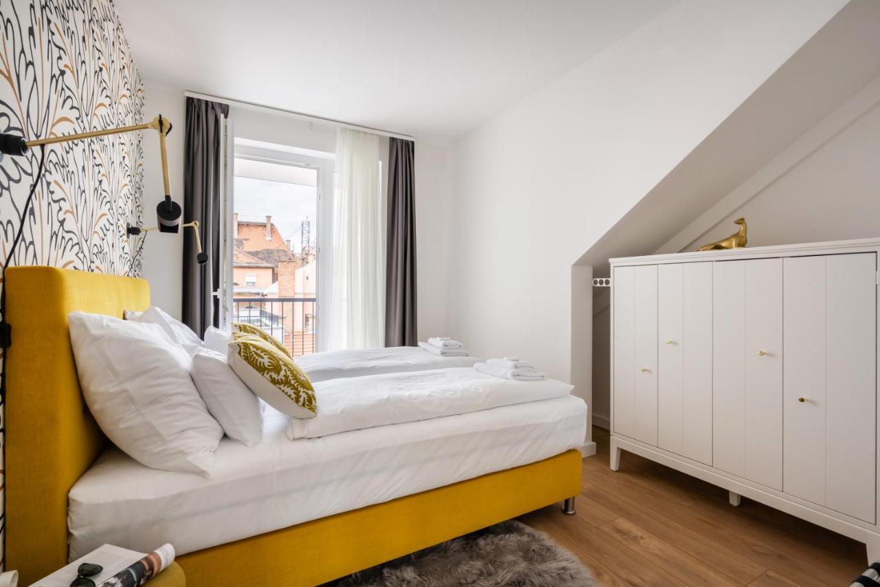 Rose Garden Apartments بودابست الغرفة الصورة