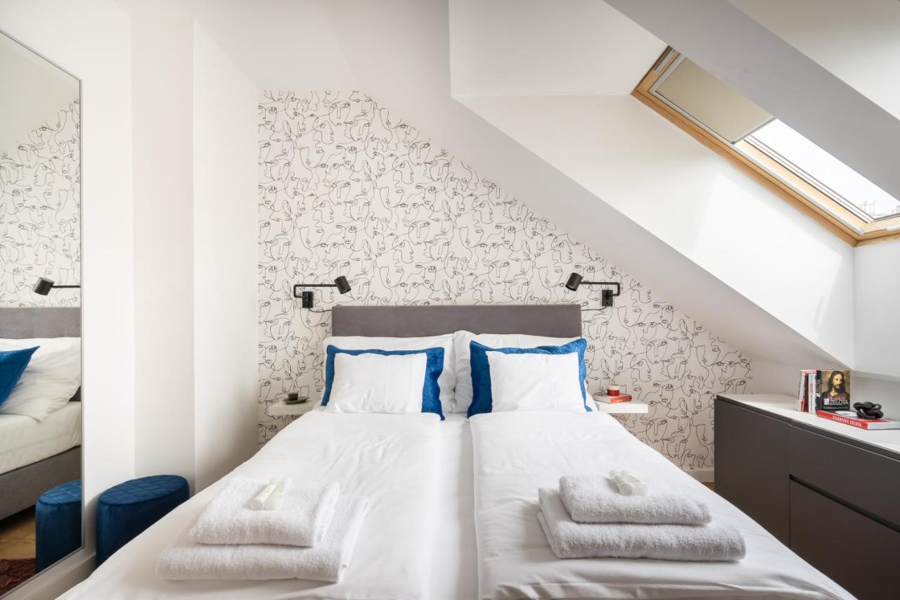 Rose Garden Apartments بودابست الغرفة الصورة