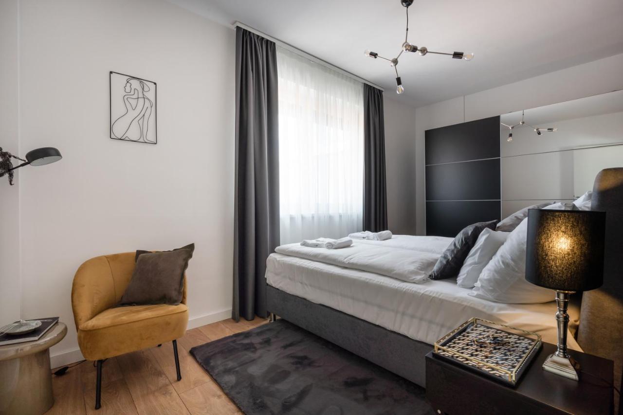 Rose Garden Apartments بودابست الغرفة الصورة