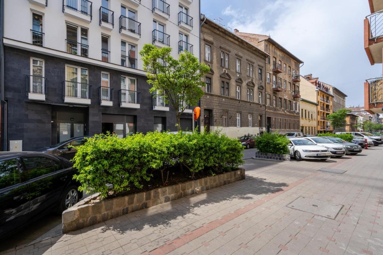 Rose Garden Apartments بودابست الغرفة الصورة
