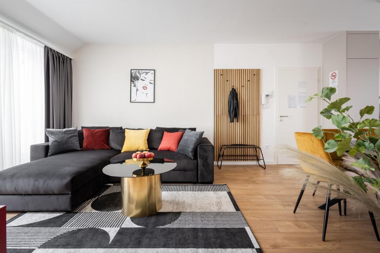 Rose Garden Apartments بودابست الغرفة الصورة