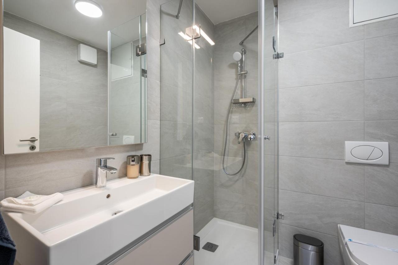 Rose Garden Apartments بودابست الغرفة الصورة