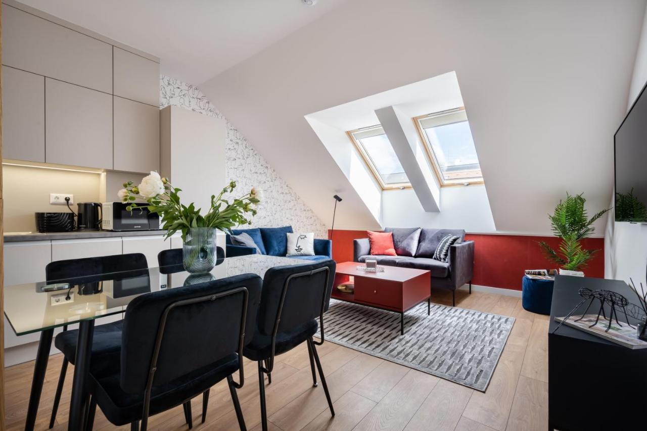Rose Garden Apartments بودابست الغرفة الصورة